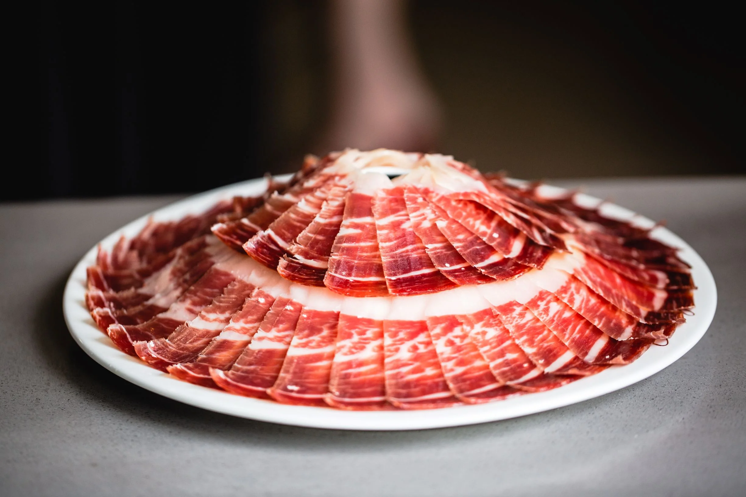 Cinco Jotas (5J) 100% Acorn-fed Freshly Carved Ibérico Ham Bellota - Image 3