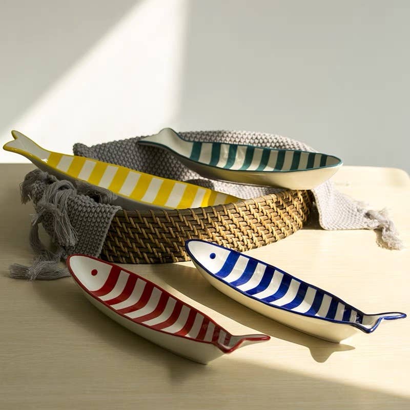 Hand Printed Fish Shape Ceramic Plate: Long Red - Image 2